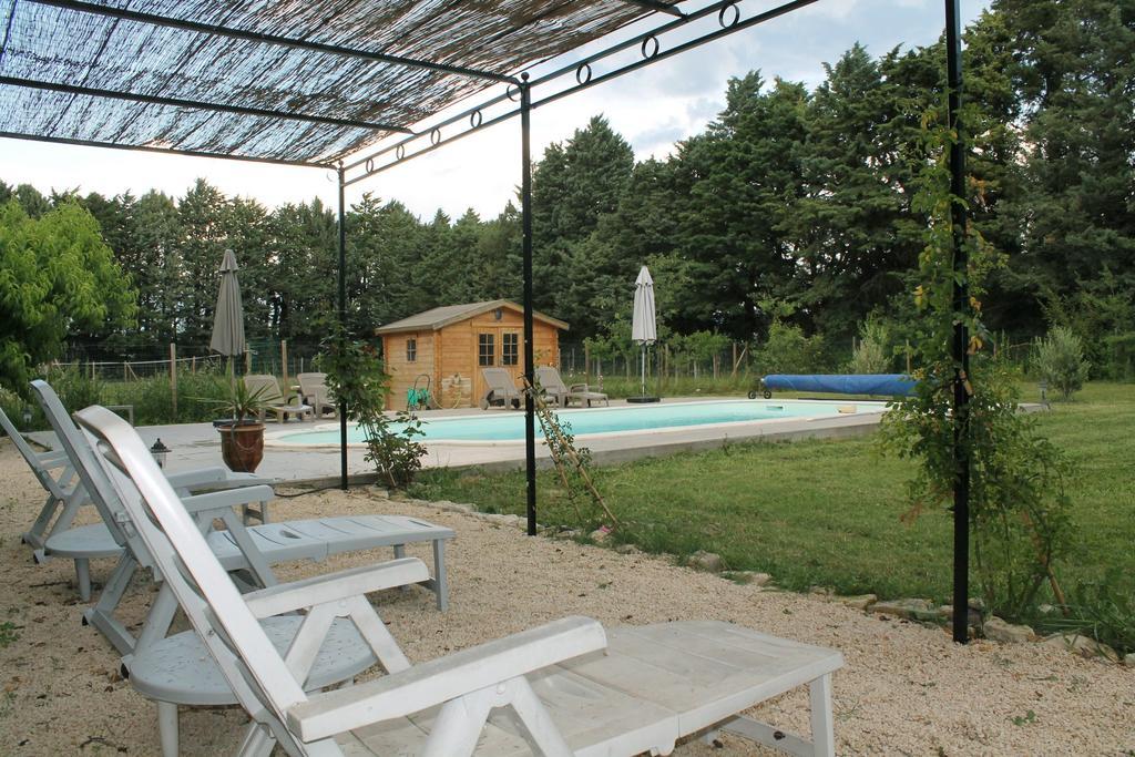 Mas De La Douceur Bed & Breakfast Saint-Andiol Bagian luar foto
