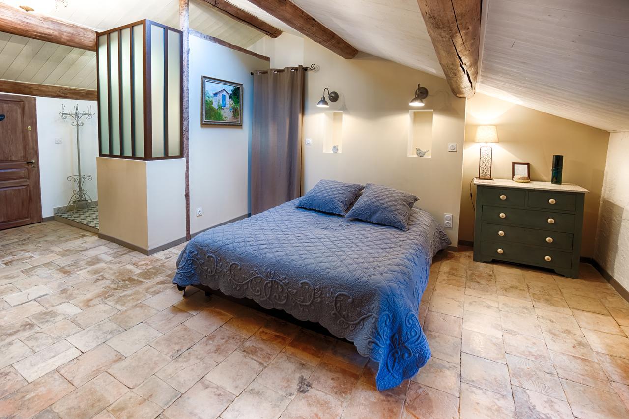 Mas De La Douceur Bed & Breakfast Saint-Andiol Bagian luar foto