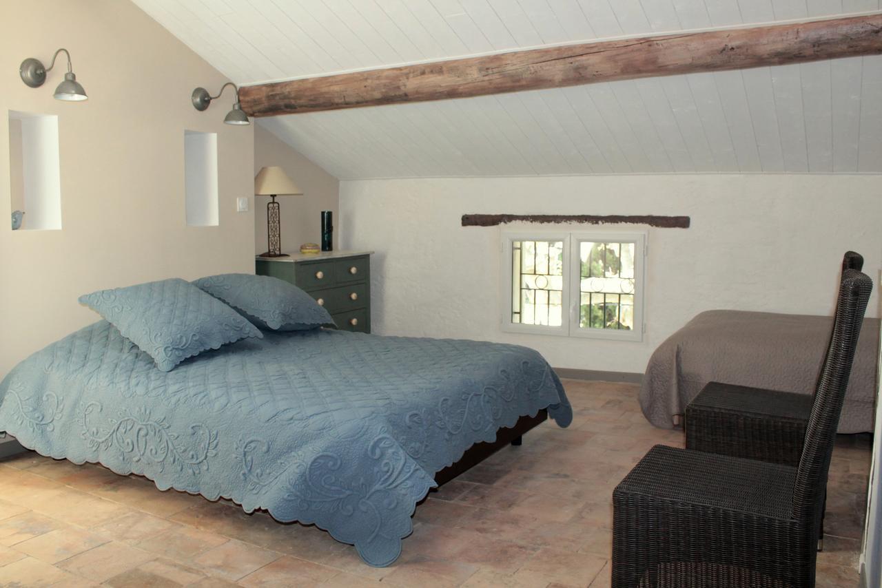 Mas De La Douceur Bed & Breakfast Saint-Andiol Bagian luar foto