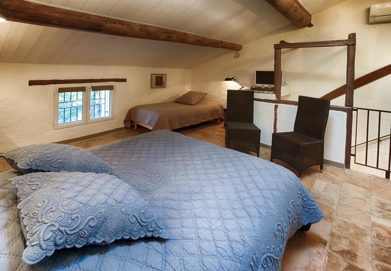 Mas De La Douceur Bed & Breakfast Saint-Andiol Bagian luar foto