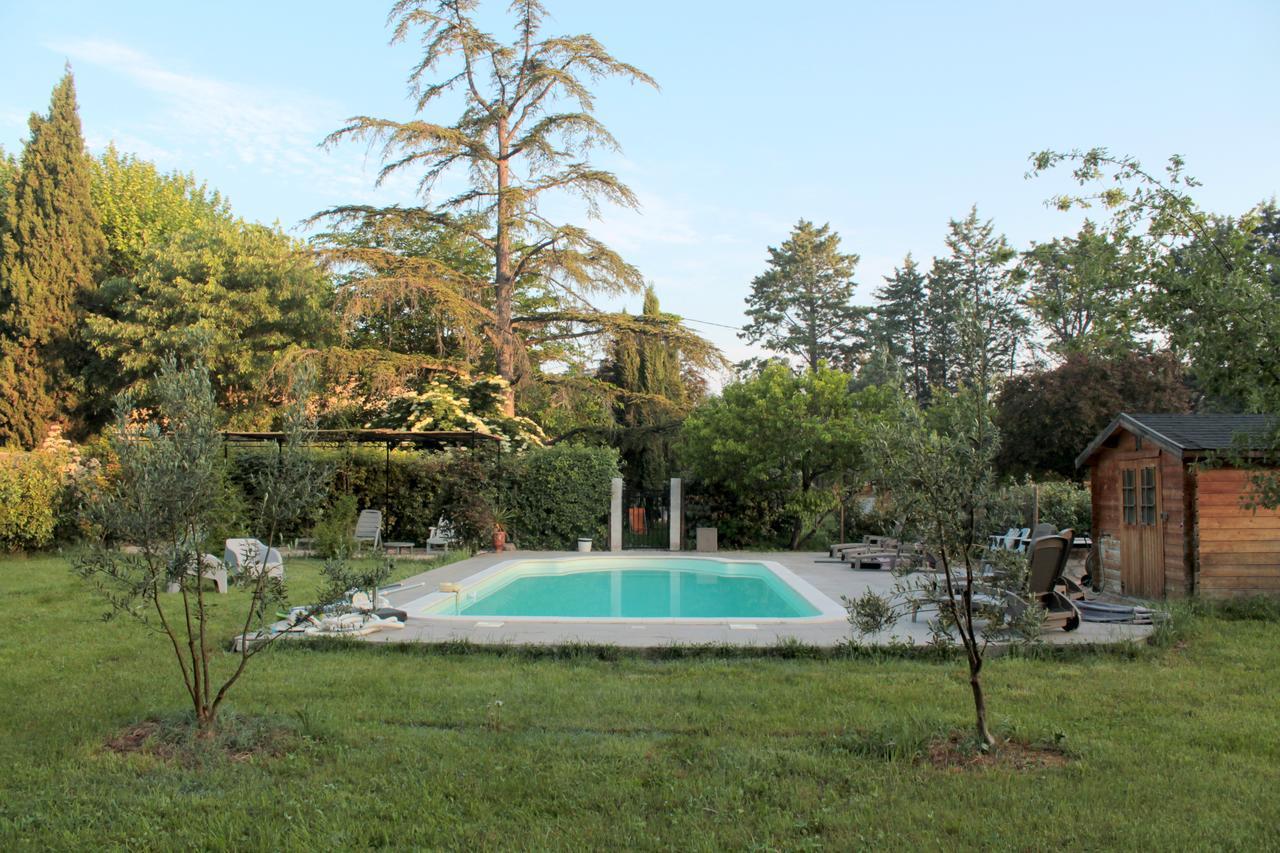 Mas De La Douceur Bed & Breakfast Saint-Andiol Bagian luar foto