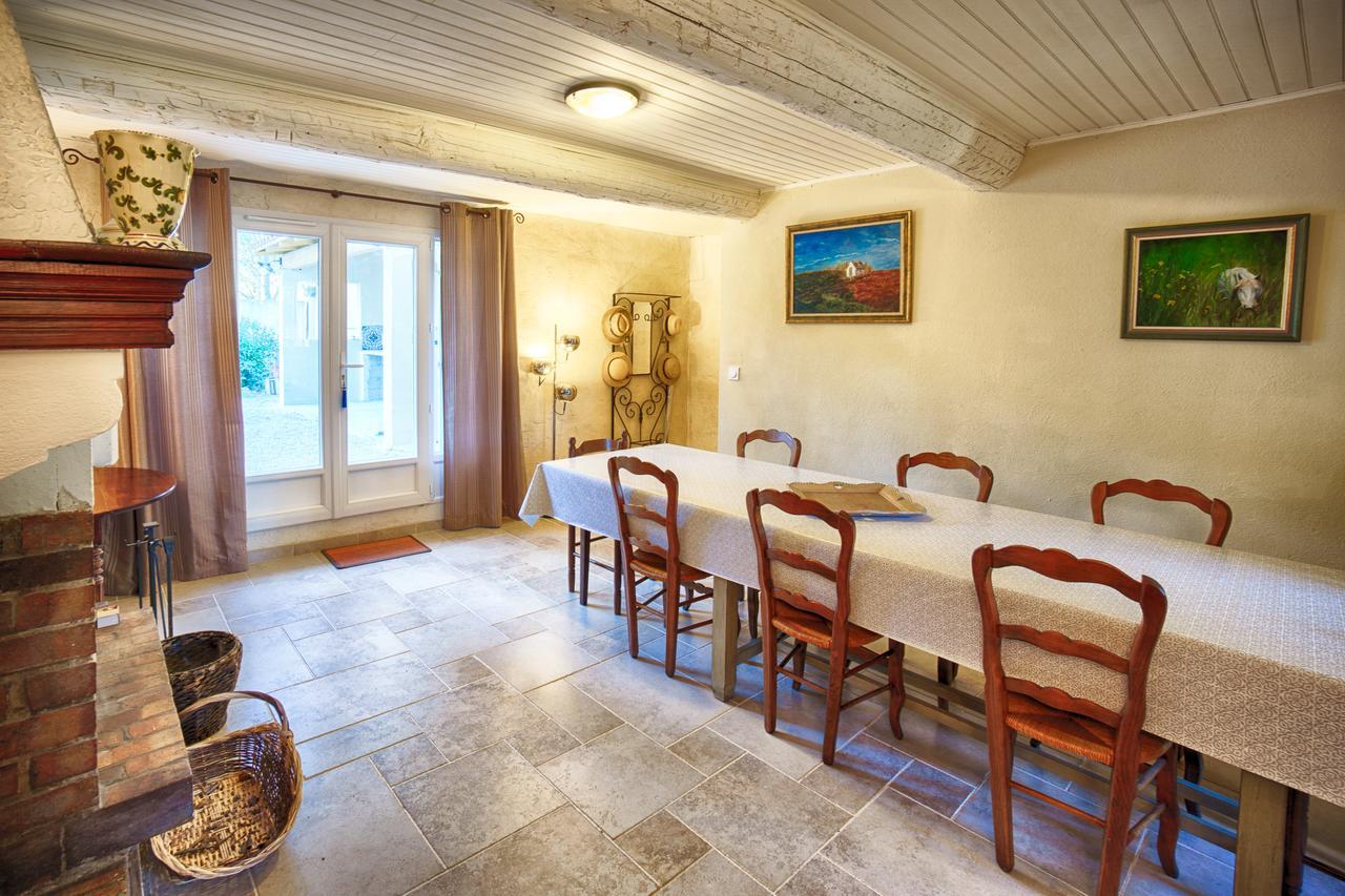 Mas De La Douceur Bed & Breakfast Saint-Andiol Bagian luar foto